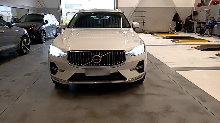 Volvo Xc60 2.0 T8 Recharge Plus Hybrid Awd At 5p año 2025