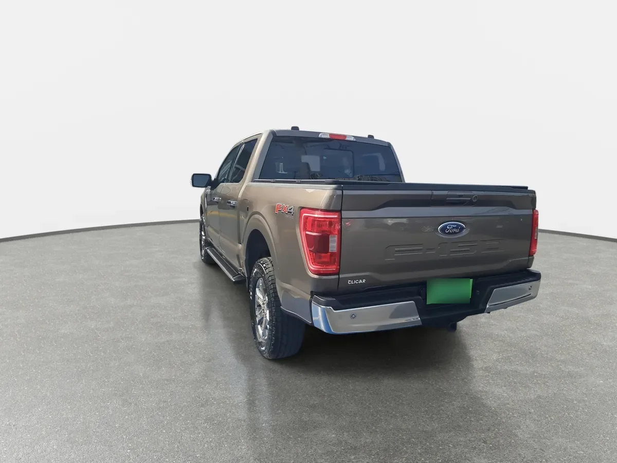 Ford F-150 5.0 Xlt Cc Dob. Cab. 4x4 At 4p año 2024
