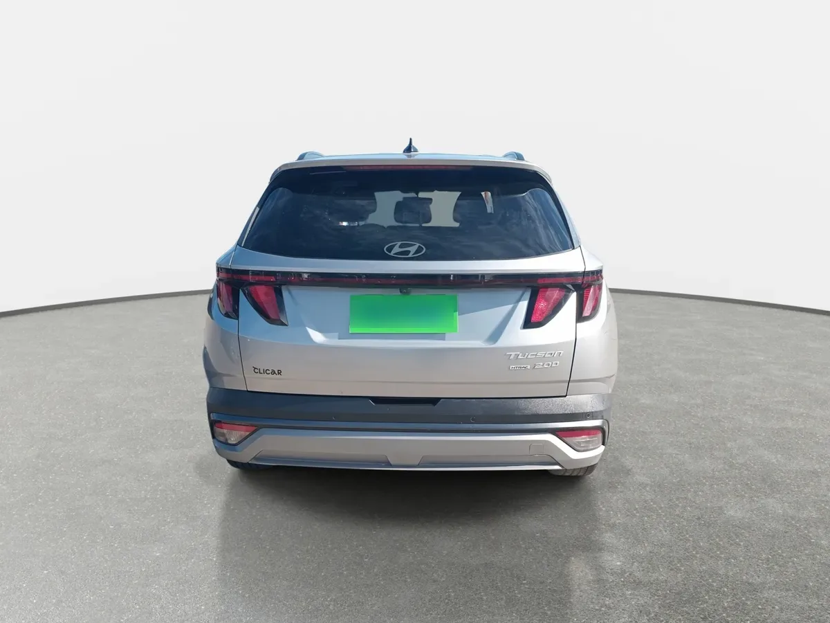 Hyundai Tucson 2.0 Nx4 Plus Fl Diesel 4wd At 5p año 2025