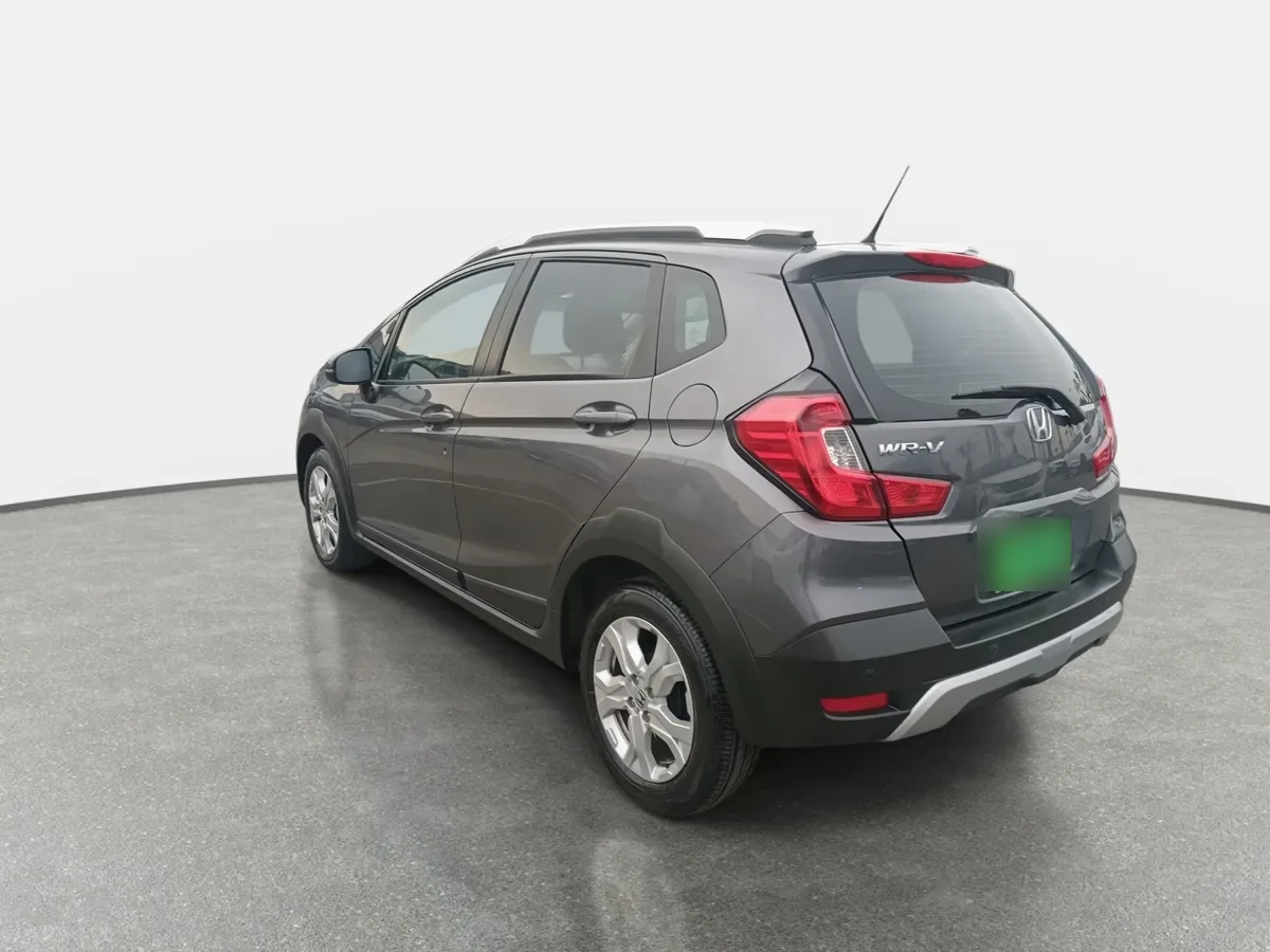 Honda Wr-V 1.5 Lx 4x2 Mt 5p año 2024