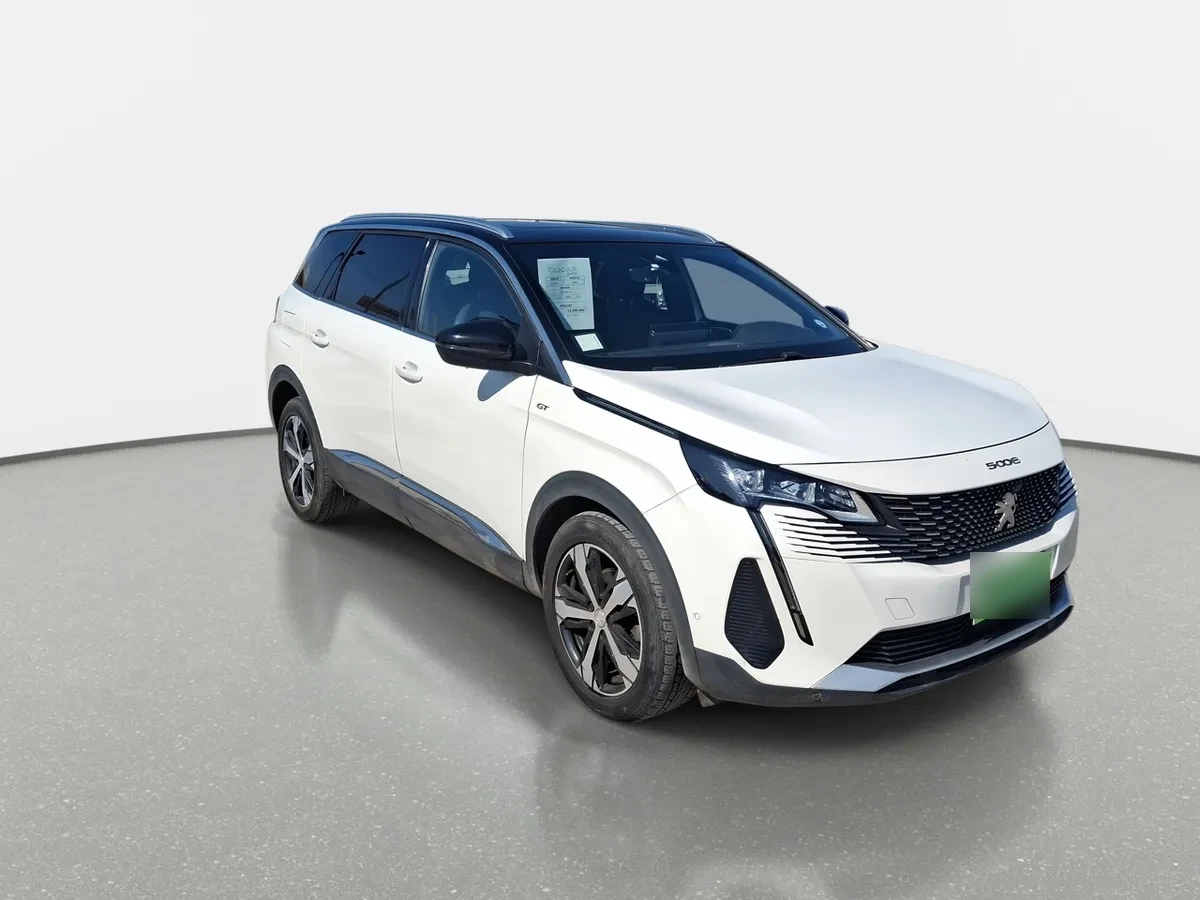 Peugeot 5008 1.5 Gt Bluehdi 130 4x2 Eat8 5p año 2023