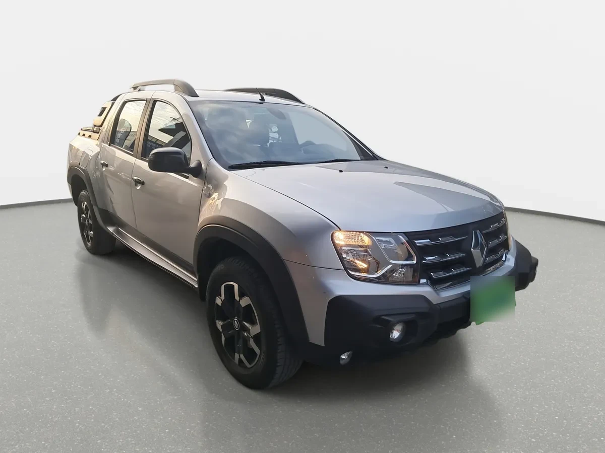 Renault Oroch 1.3 Intens Outsider Dob. Cab. 4x2 At 4p año 2023