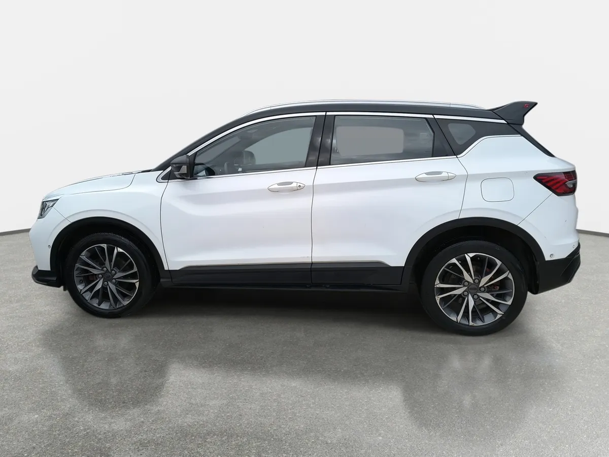 Geely Coolray 1.5 Gf Sport 4x2 At 5p año 2023