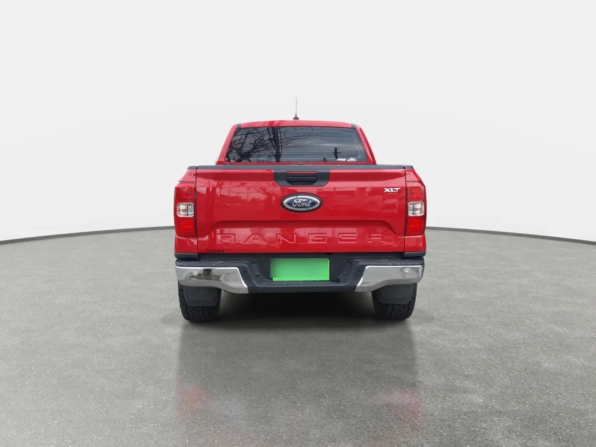 Ford Ranger 2.0 Xlt Diesel 4x2 Dob. Cab. At 4p año 2024