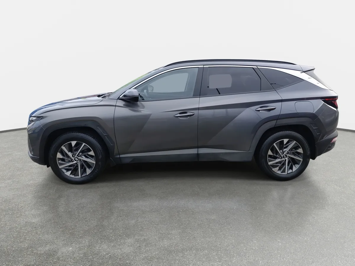 Hyundai Tucson 1.6 Nx4 Plus 2wd At 5p año 2024