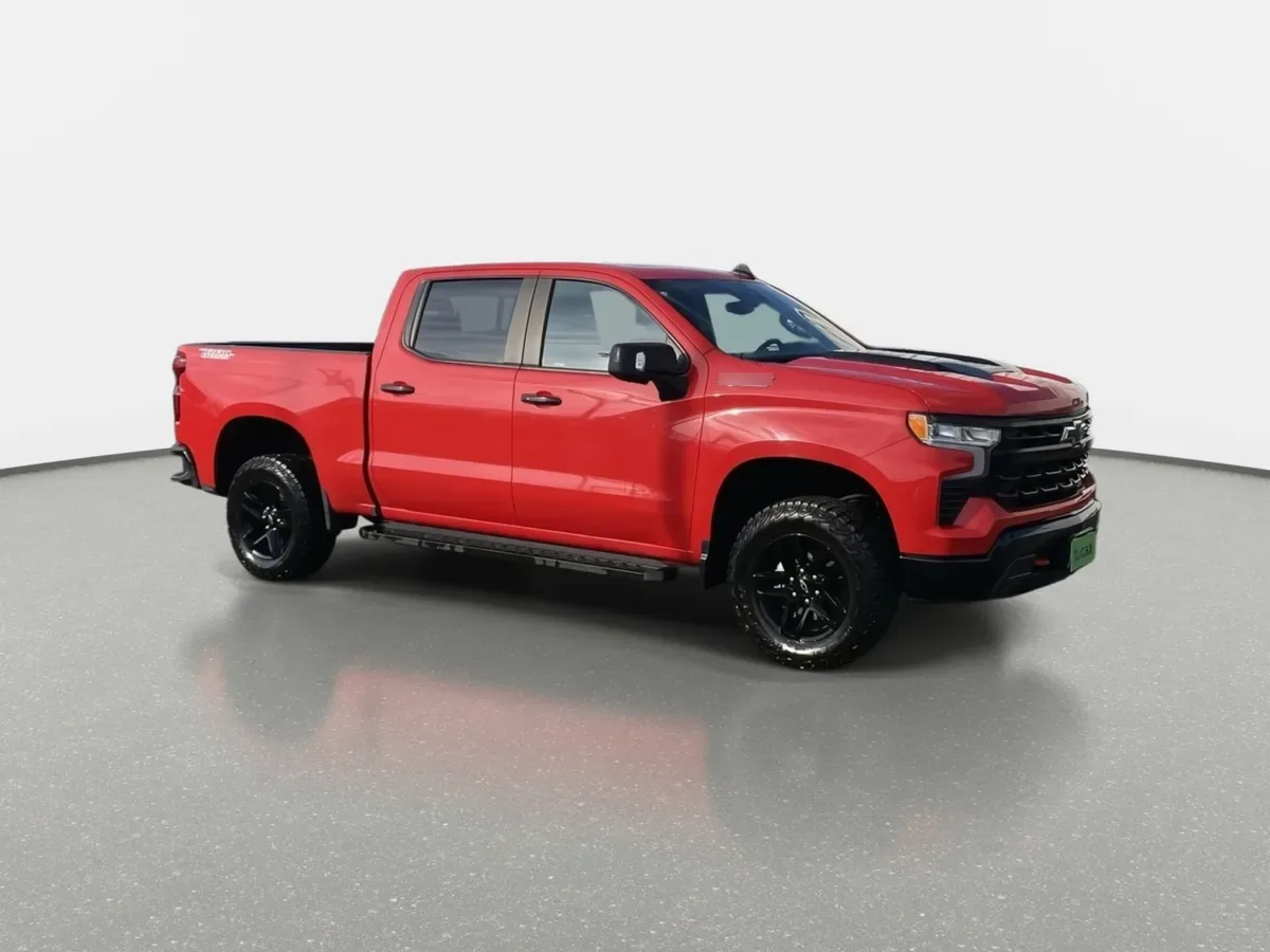 Chevrolet Silverado 5.3 Lt R Trail Boss Z71 4x4 At 4p año 2024