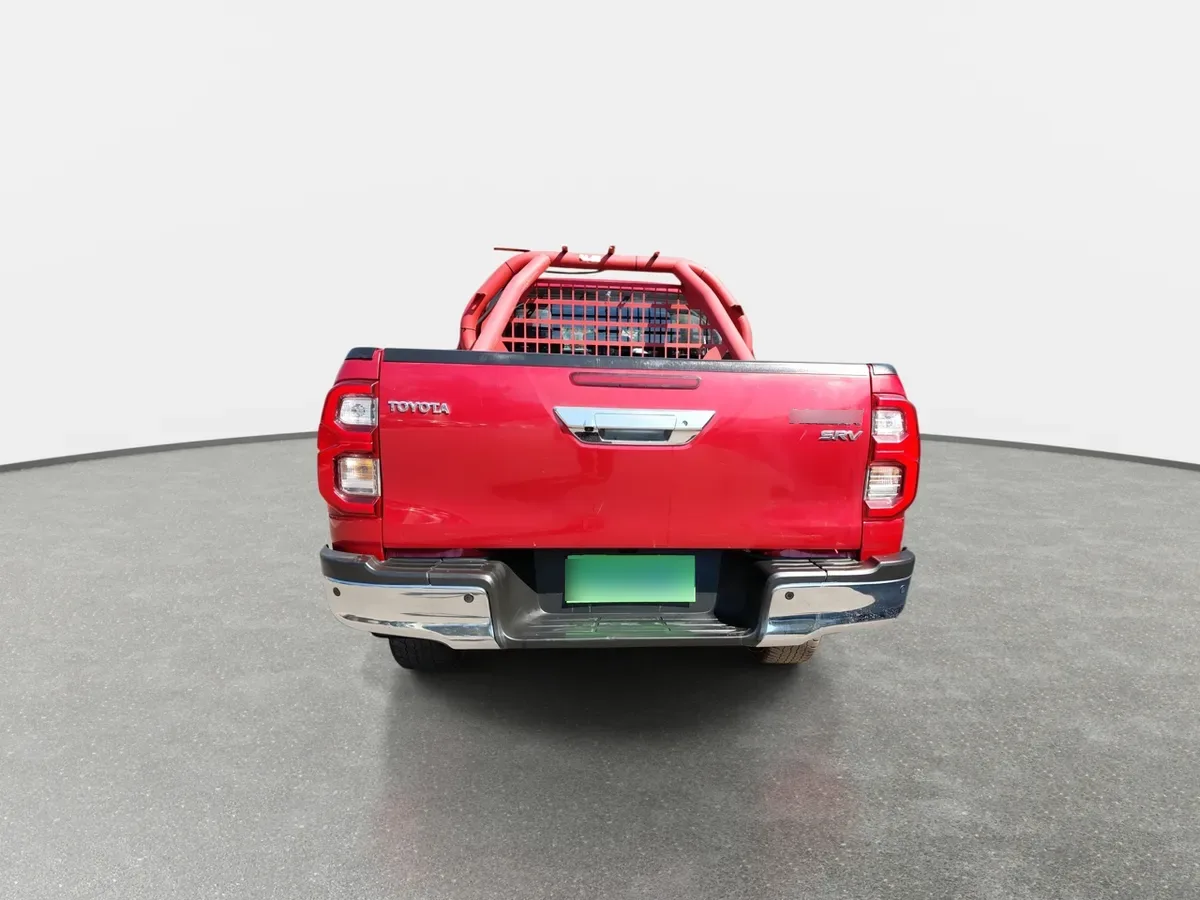 Toyota Hilux 2.8 Srv Diesel 4x4 Dob. Cab. At 4p año 2024
