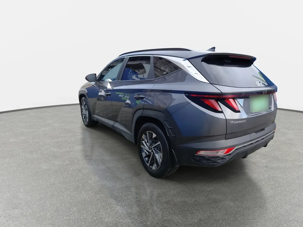 Hyundai Tucson 1.6 Nx4 Plus 2wd At 5p año 2024