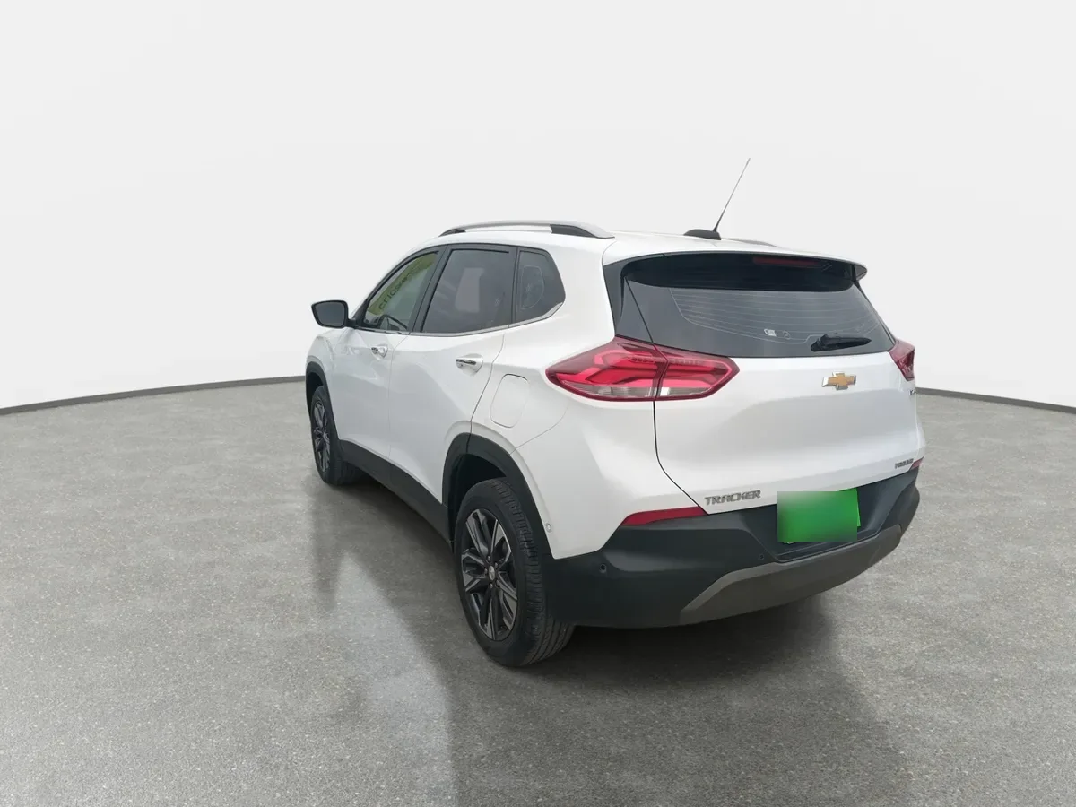 Chevrolet Tracker 1.2t Premier P3 4x2 At 5p año 2024
