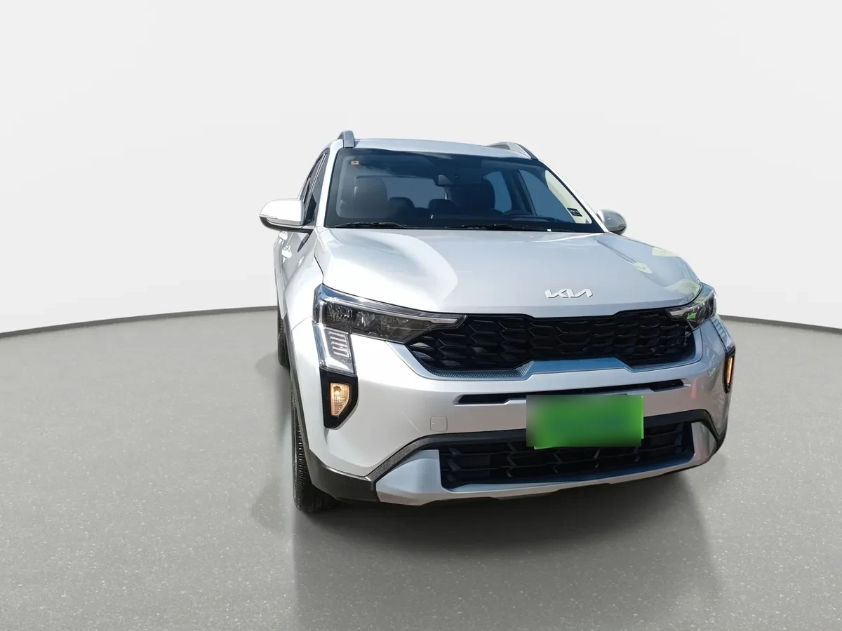 Kia Sonet 1.5 Ex 4x2 6mt 5p año 2025