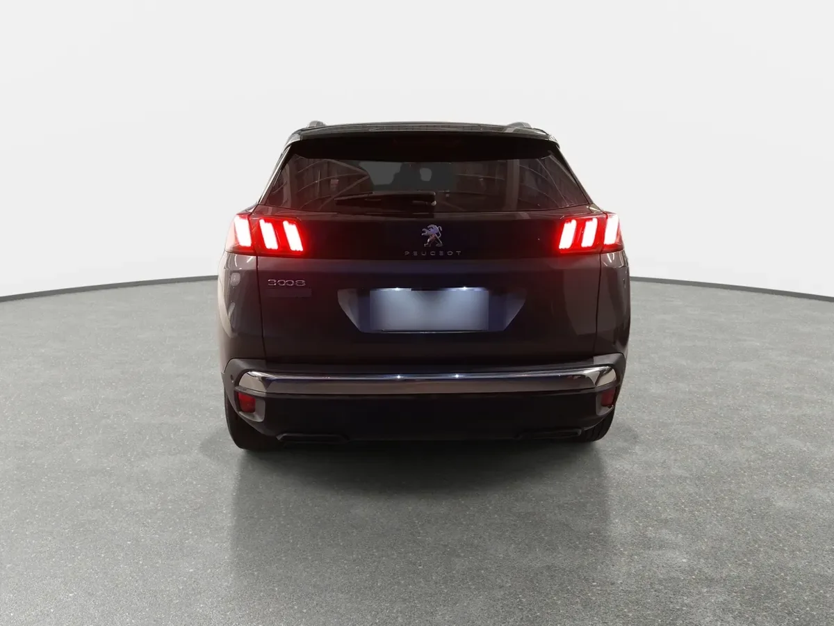 Peugeot 3008 1.5 Allure Pack Bluehdi 130 4x2 Eat8 5p año 2024