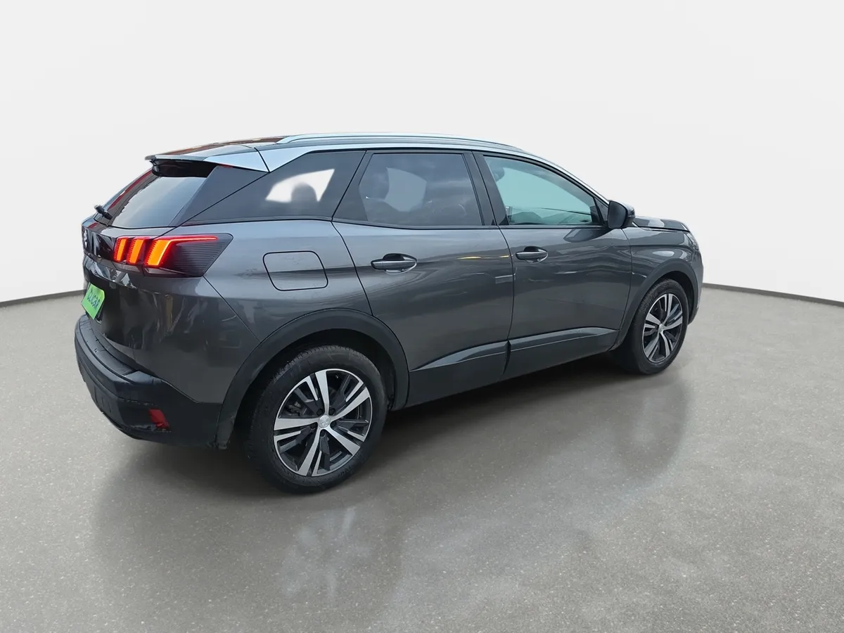 Peugeot 3008 1.2 Active Pack Puretech 130 4x2 Mt6 5p año 2024