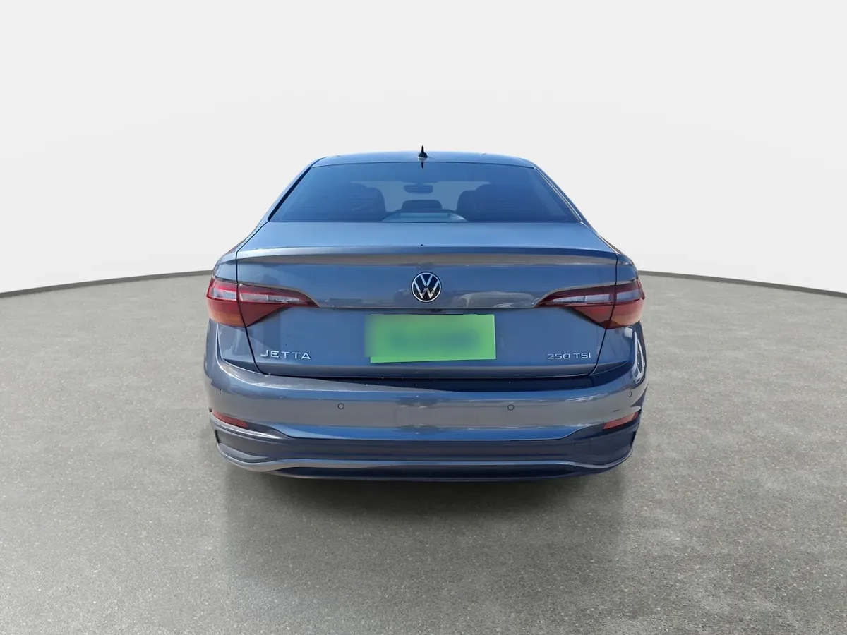 Volkswagen Jetta 1.4 Comfortline 4x2 Mt 4p año 2025