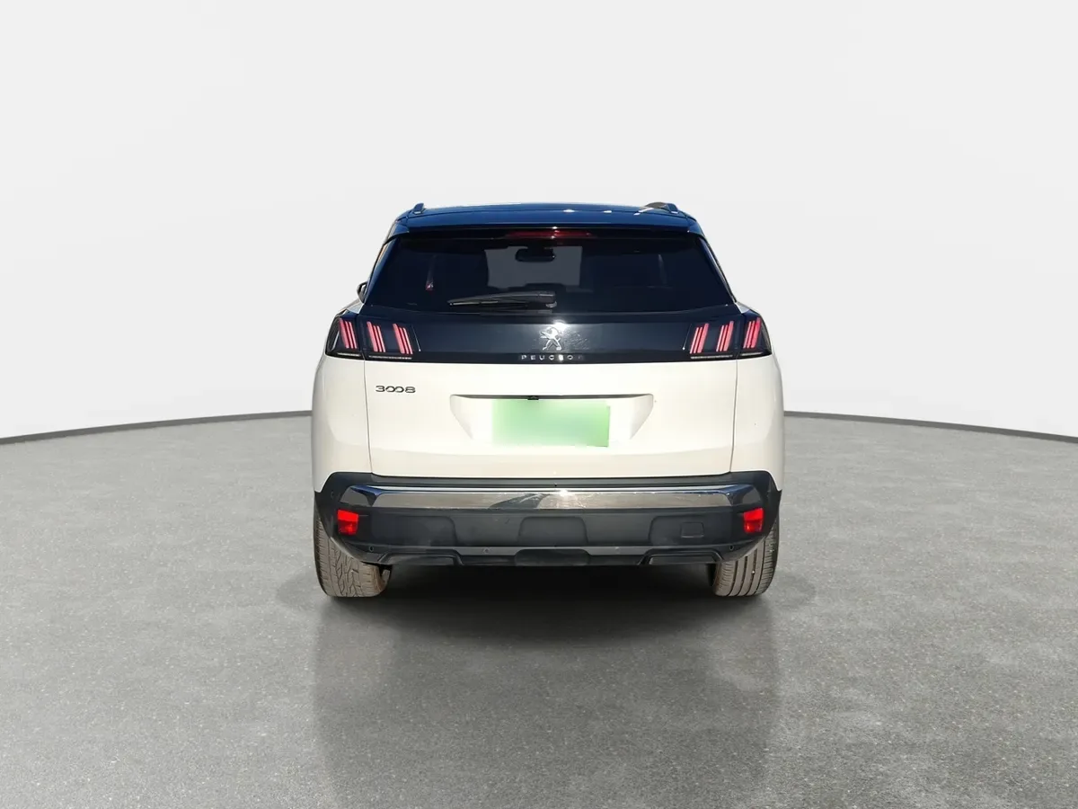 Peugeot 3008 1.5 Allure Pack Bluehdi 130 4x2 Eat8 5p año 2024