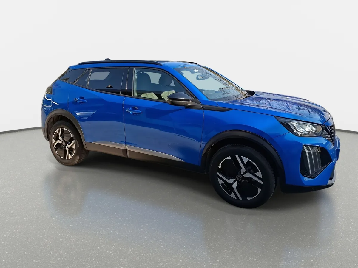 Peugeot 2008 1.2 Allure Pack Puretech 130hp 4x2 Eat8 5p año 2025