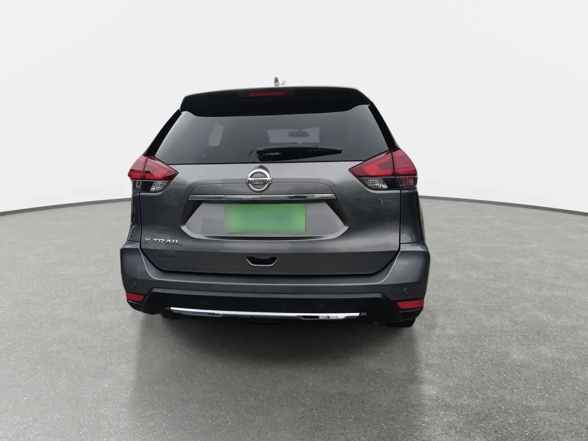 Nissan X-Trail 2.5 Sense 4x2 3row Cvt At 5p año 2023