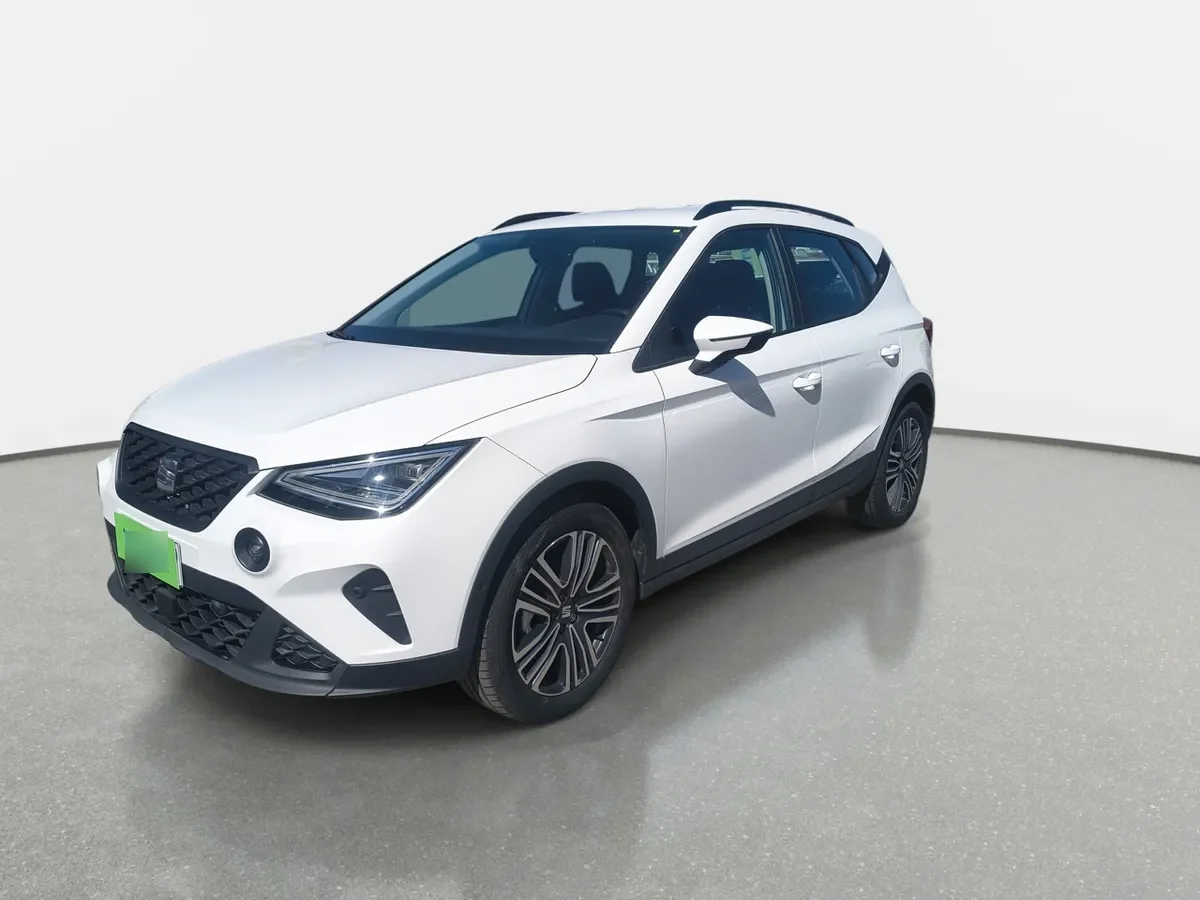 Seat Nuevo Arona 1.0 Tsi Style 4x2 At 5p año 2025
