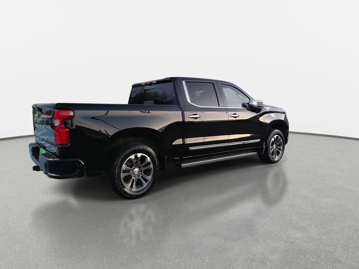 Chevrolet Silverado 3.0 High Country 4x4 At 4p año 2025