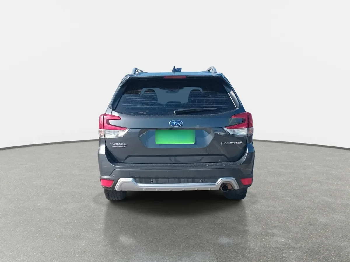 Subaru Forester 2.0i Limited Eyesight Awd At 5p año 2023