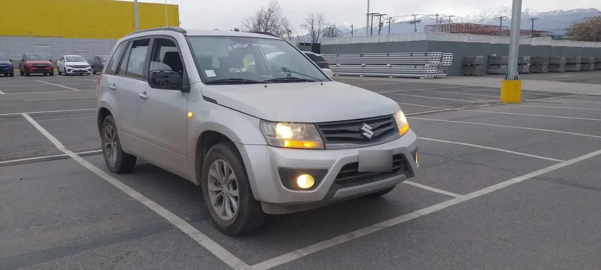 Suzuki Grand Nomade 2.4 Glx Se 2wd At 5p año 2019