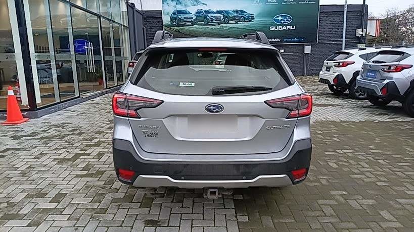 Subaru Outback 2.5i Dynamic Awd Cvt At 5p año 2022