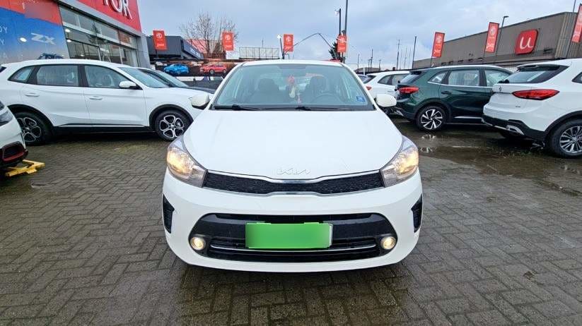 Kia Soluto 1.4 Ex Full 4x2 Srf Mt 4p año 2024