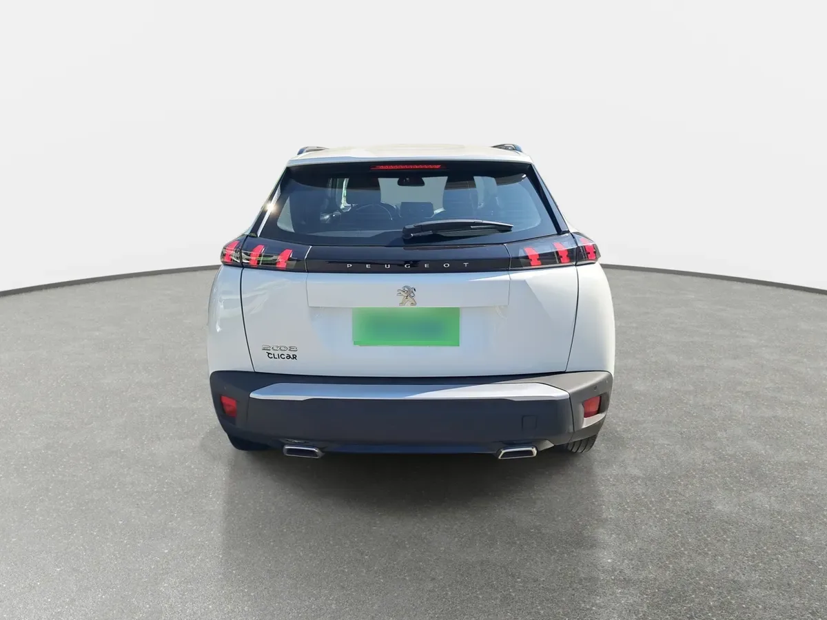 Peugeot 2008 1.2 Active Puretech 130 4x2 Mt 5p año 2022