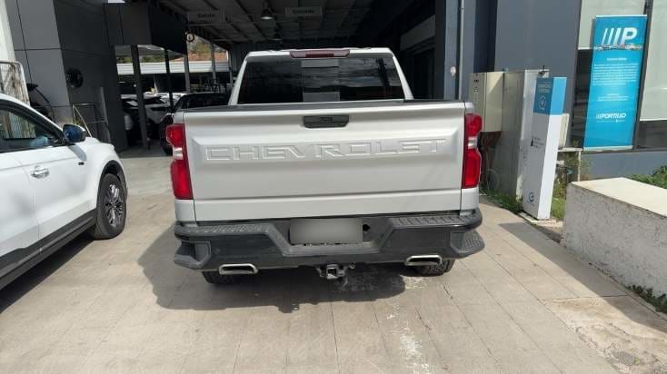 Chevrolet Silverado 5.3 Lt Trailboss 4wd Z71 At 4p año 2019