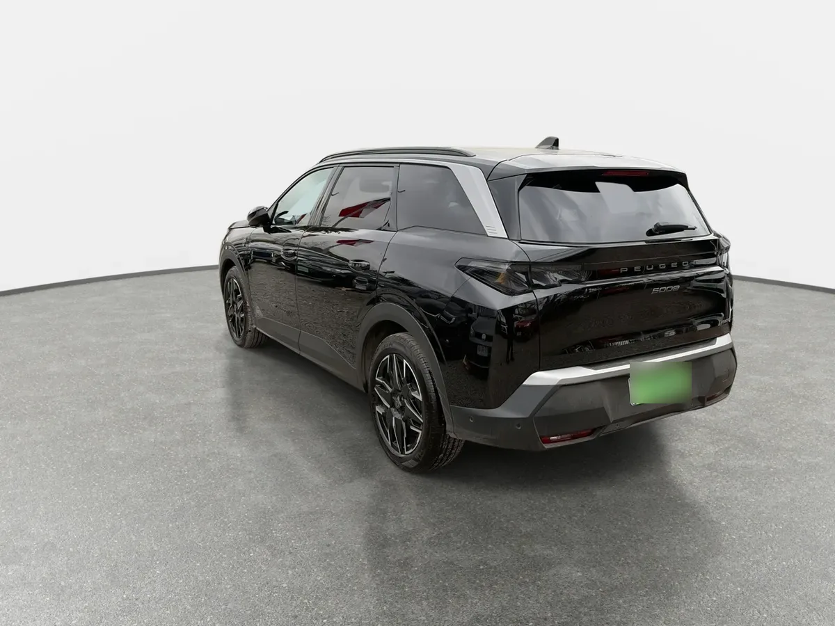 Peugeot 5008 1.2 Gt Mhev 4x2 At 5p año 2026