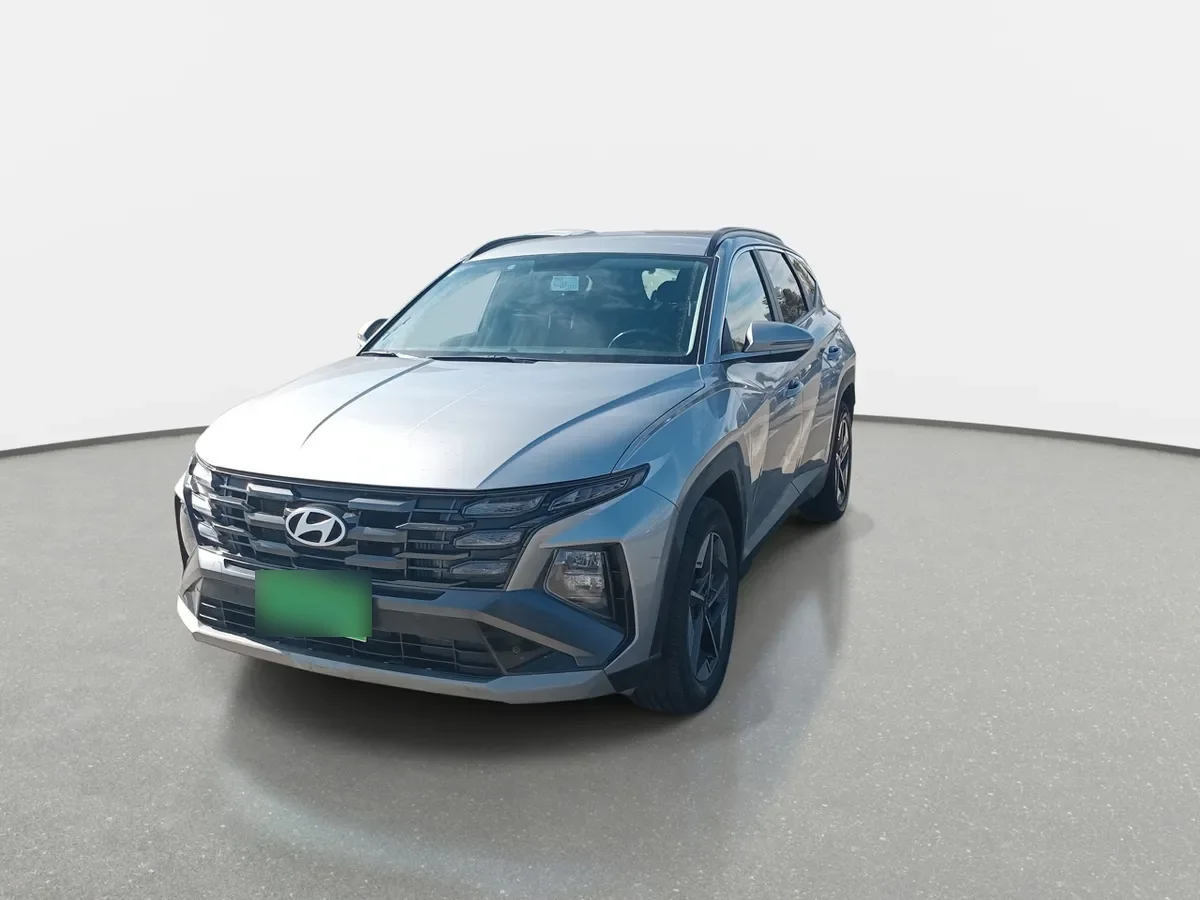 Hyundai Tucson 2.0 Nx4 Plus Fl Diesel 4wd At 5p año 2025