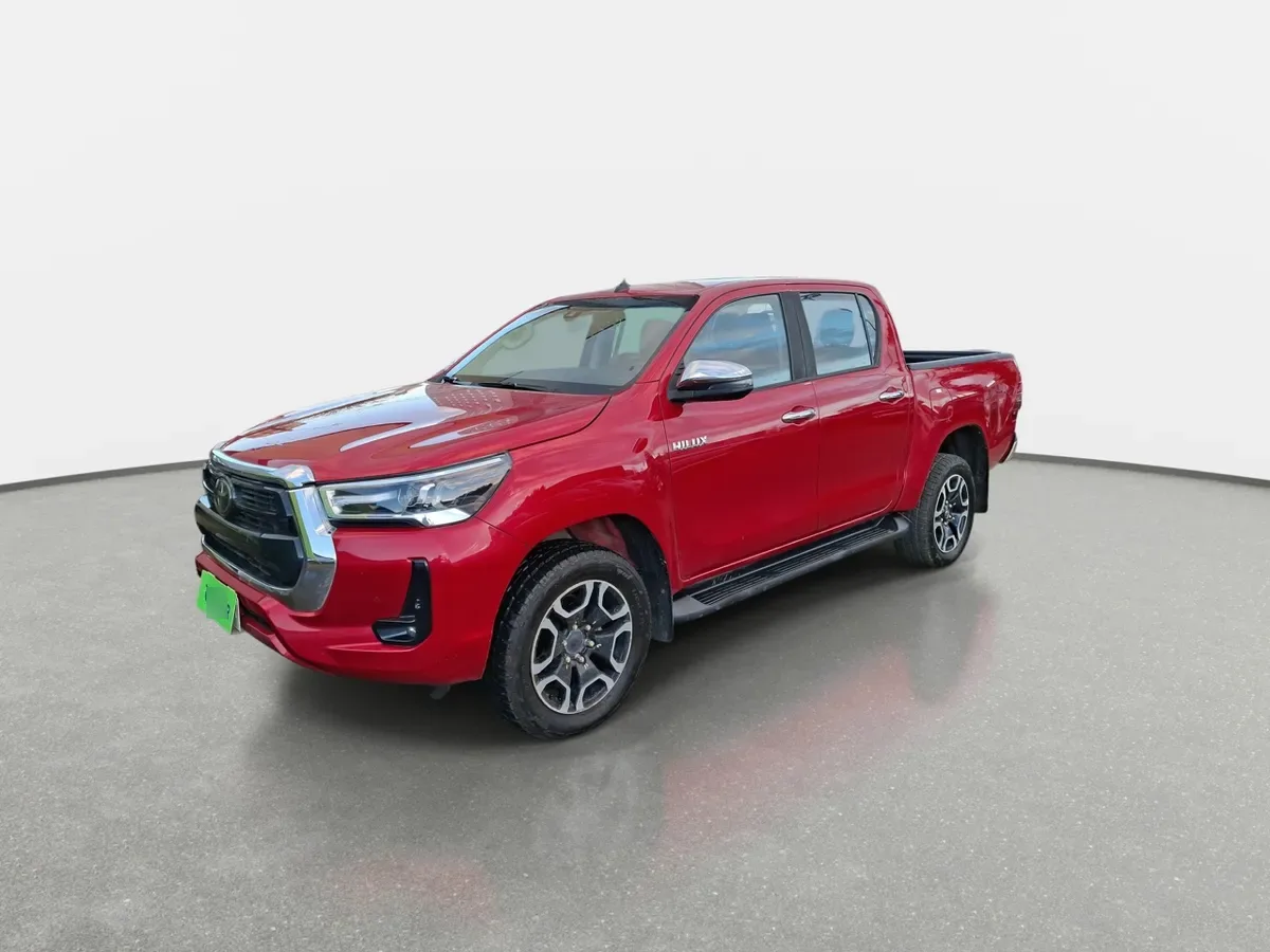 Toyota Hilux 2.8 Srv Diesel 4x4 Dob. Cab. At 4p año 2024