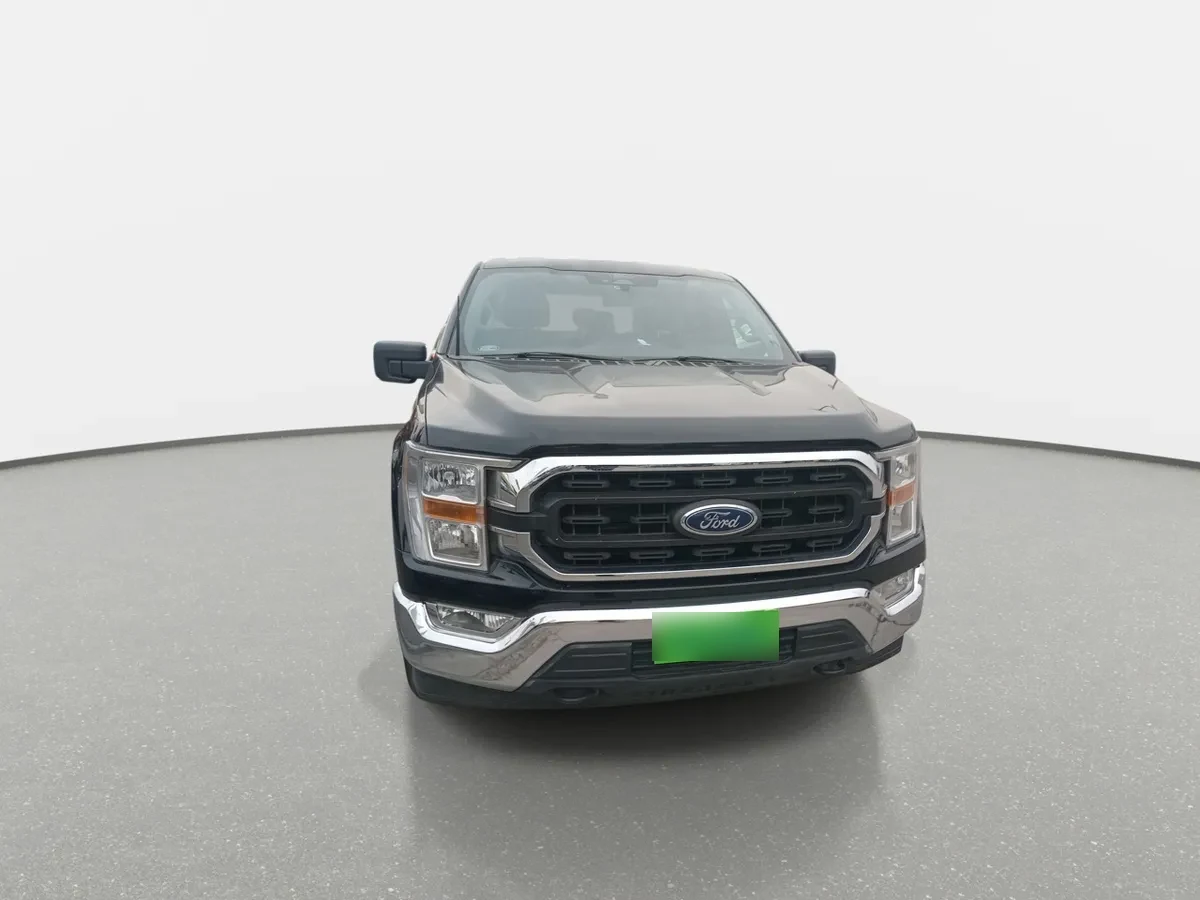 Ford F-150 3.3 Xlt Cc Dob. Cab. 4x2 At 4p año 2023