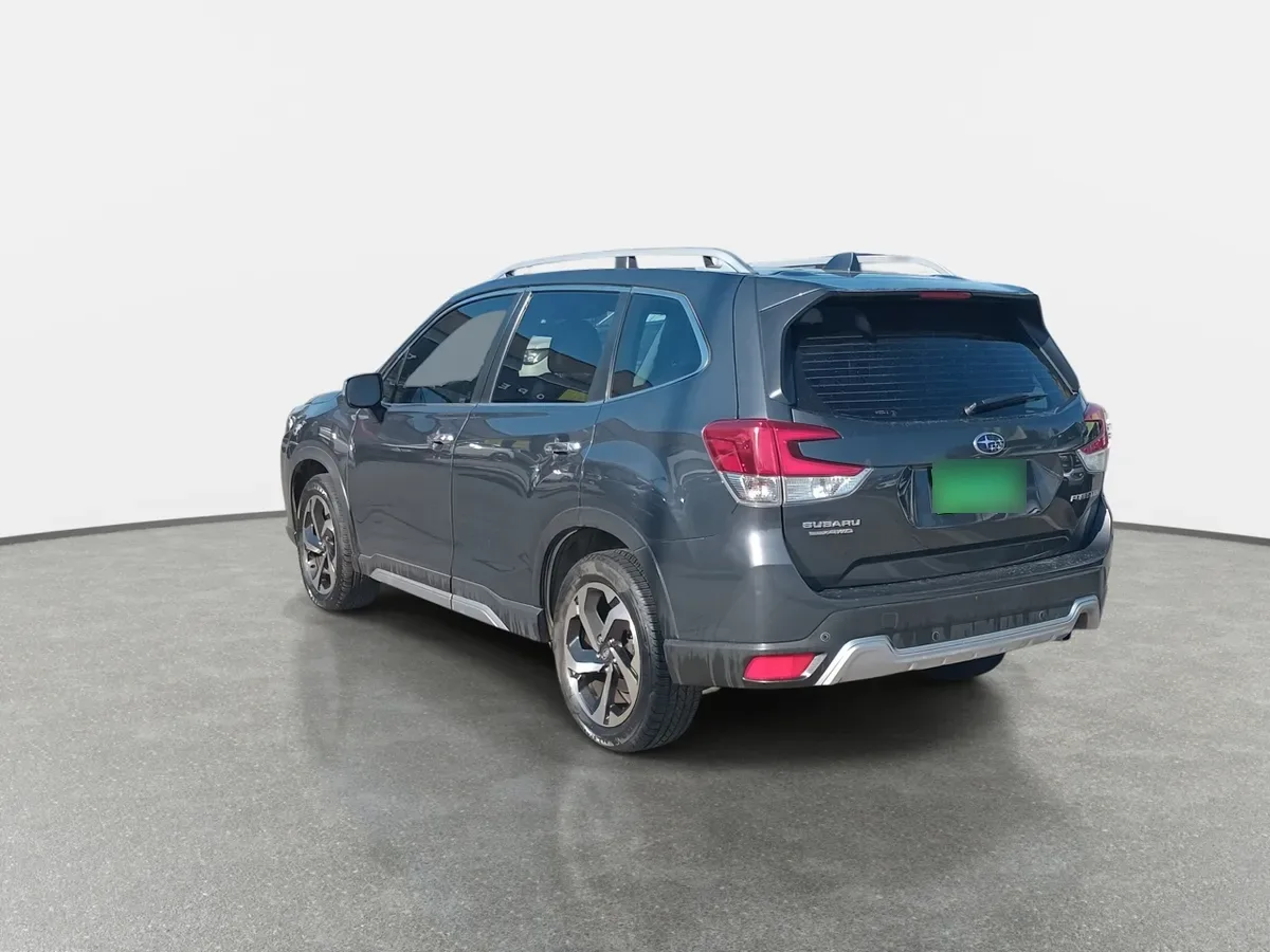Subaru Forester 2.0i Limited Eyesight Awd At 5p año 2023