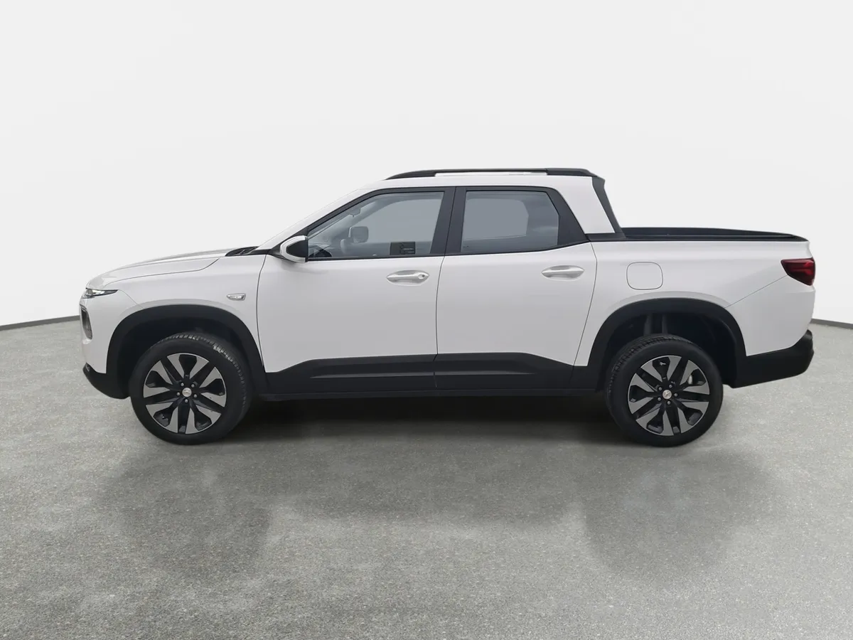 Chevrolet Montana 1.2t Lt R 4x2 Mt 4p año 2025