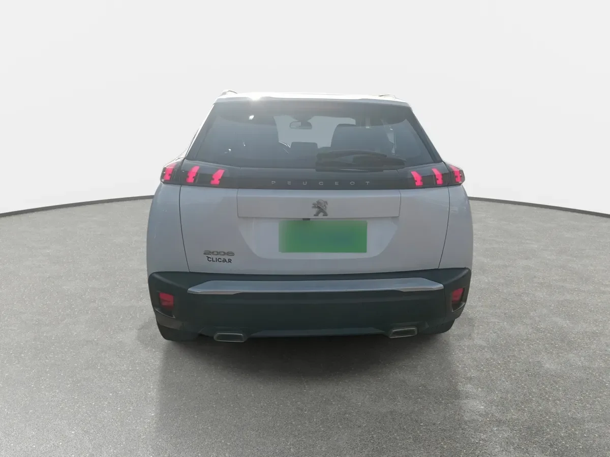 Peugeot 2008 1.2 Active Pack Puretech 130 4x2 Mt 5p año 2024