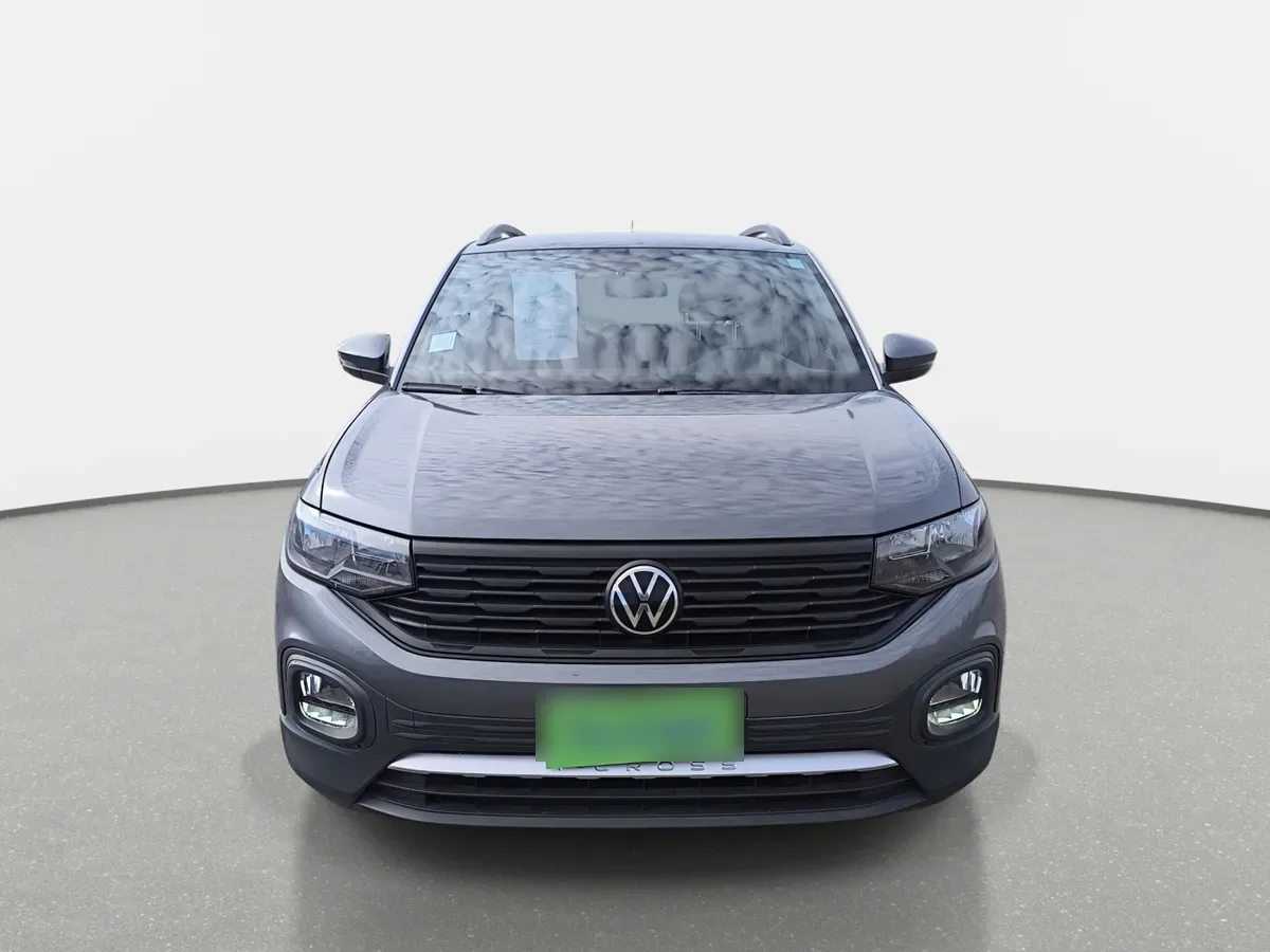 Volkswagen T-Cross 1.0 Tsi Trendline 4x2 Mt5 5p año 2023
