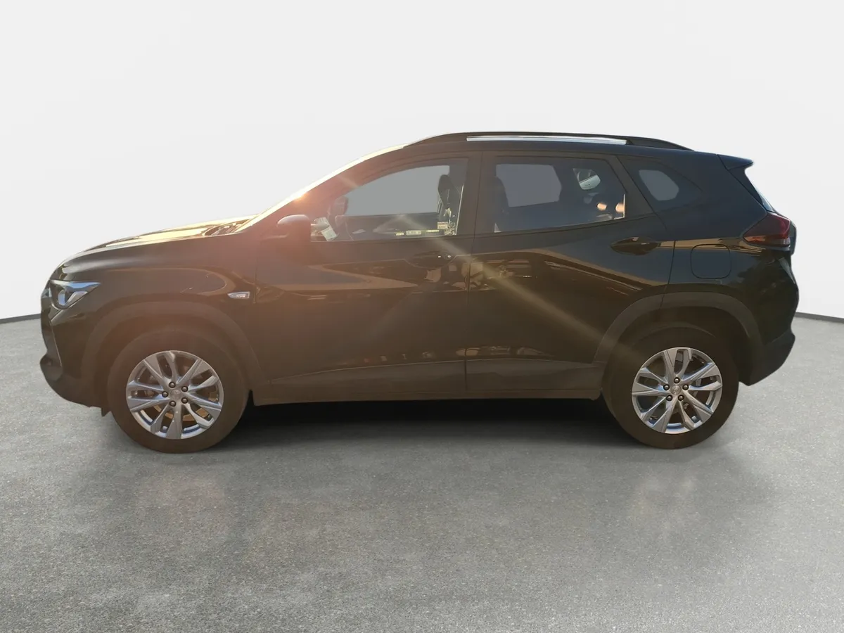 Chevrolet Tracker 1.2t Ltz R 4x2 Mt 5p año 2025