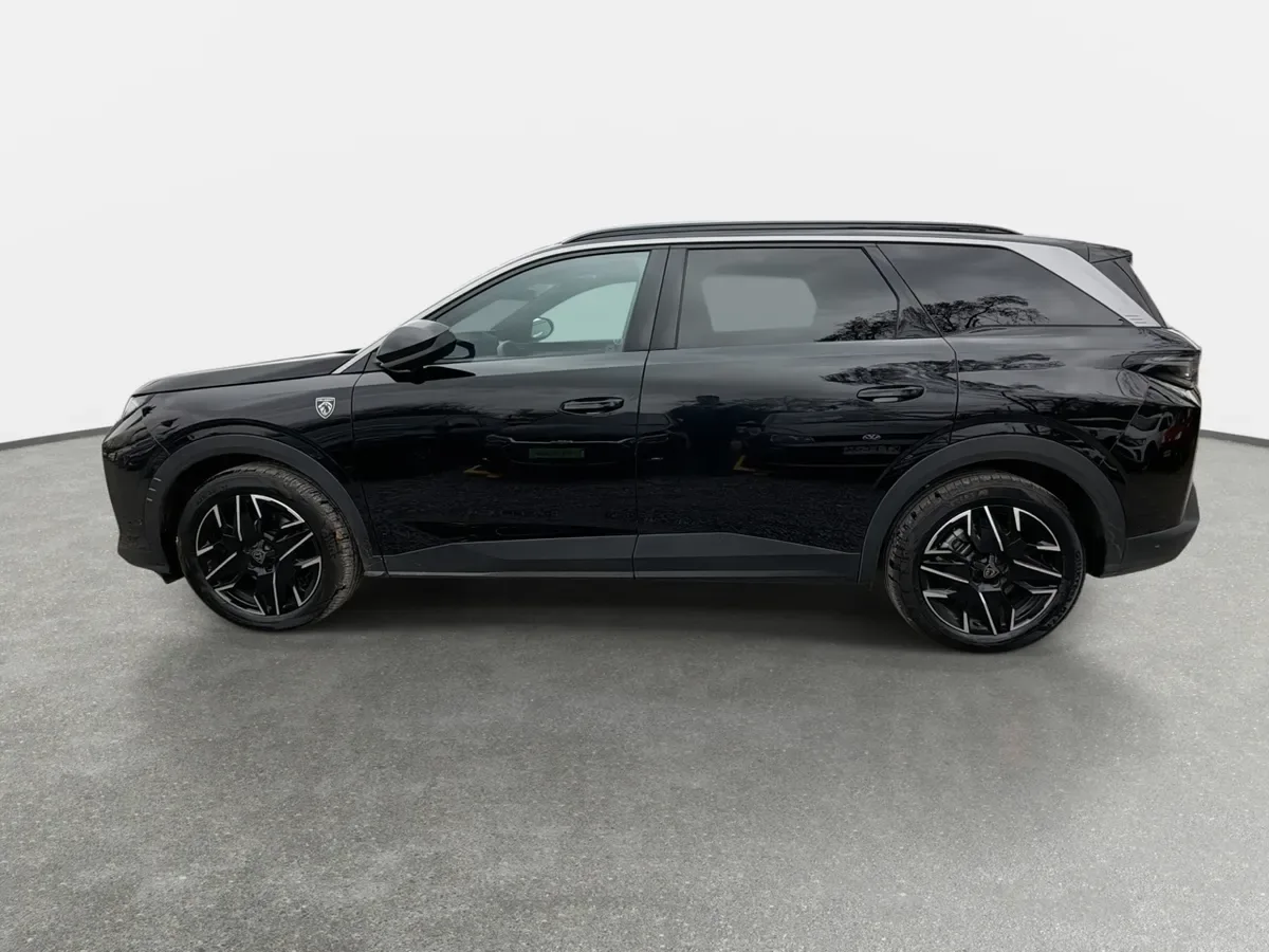 Peugeot 5008 1.2 Gt Mhev 4x2 At 5p año 2026
