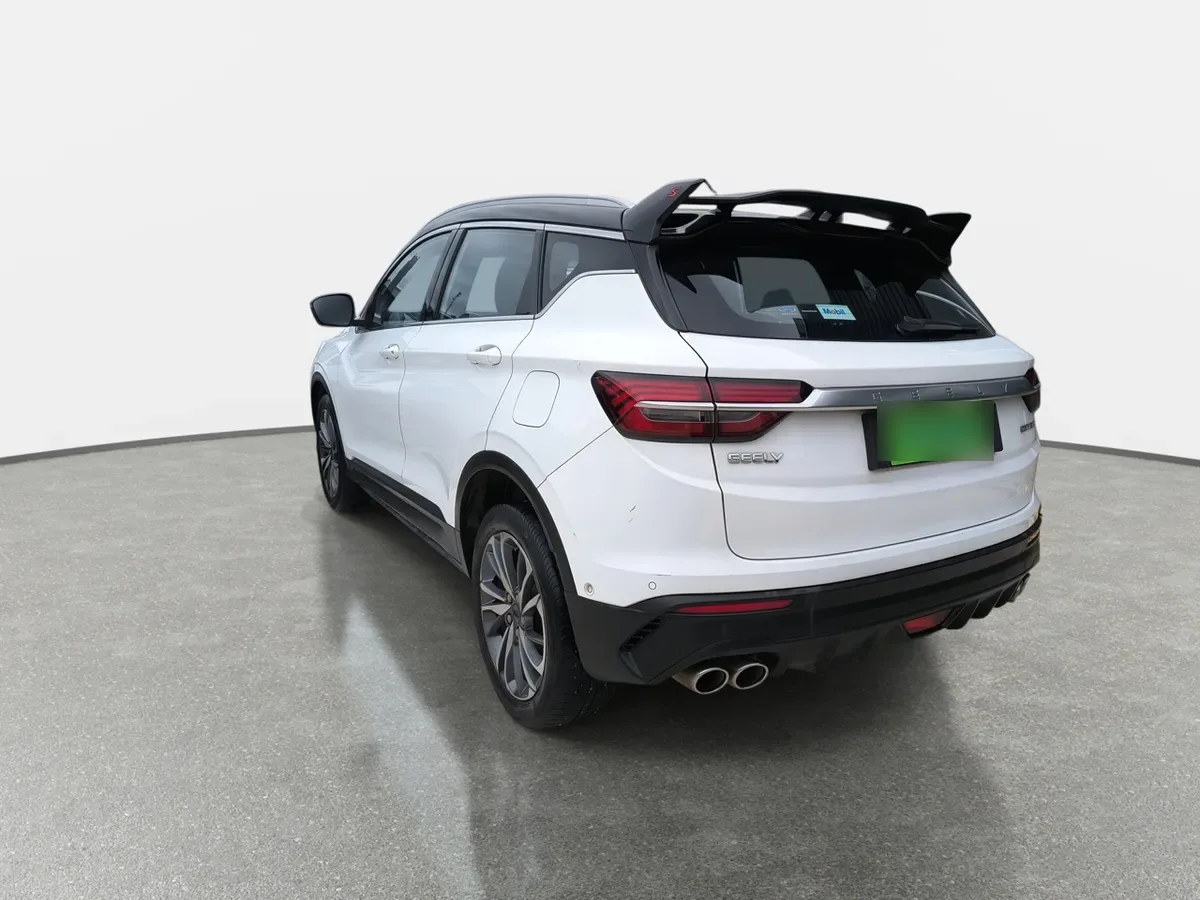 Geely Coolray 1.5 Gf Sport 4x2 At 5p año 2023