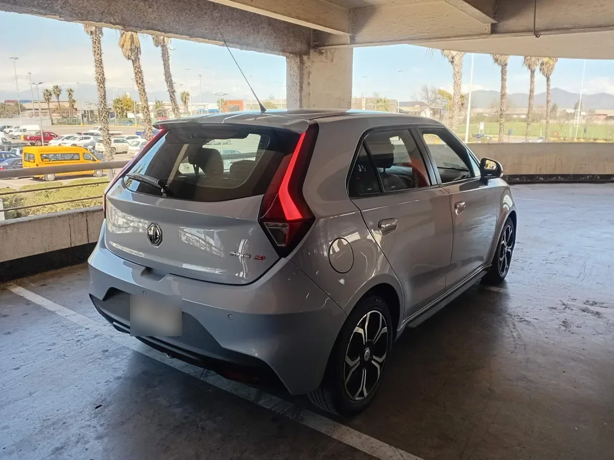 MG Mg 3 1.5 Comfort 4x2 Hb Mt 5p año 2023