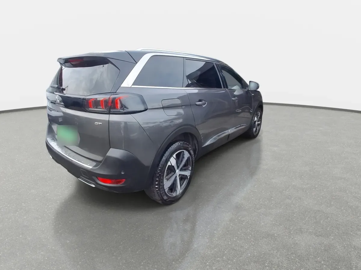 Peugeot 5008 1.6 Gt Puretech 180 4x2 Eat8 5p año 2023
