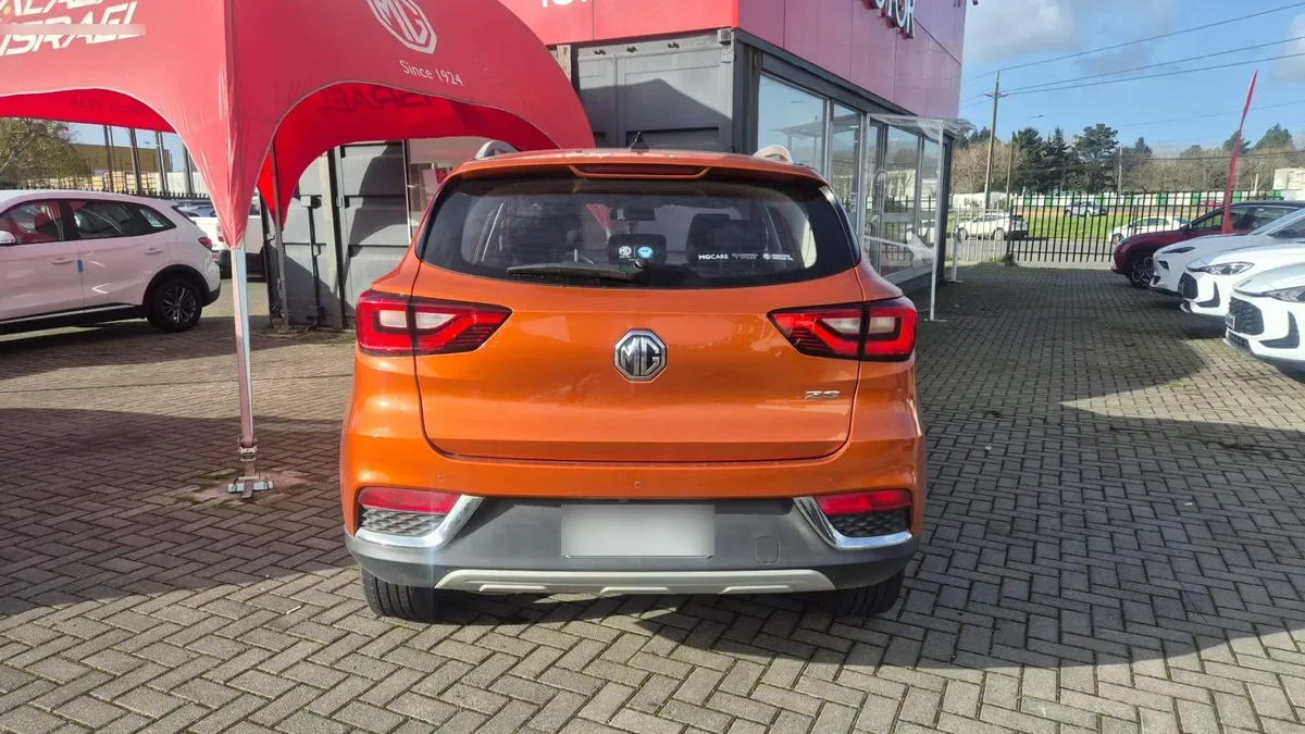 MG Mg Zs 1.5 Comfort 4x2 Mt 5p año 2024