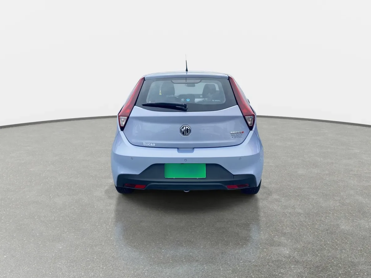 MG Mg 3 1.5 Std Plus 2wd Hb Mt 5p año 2025