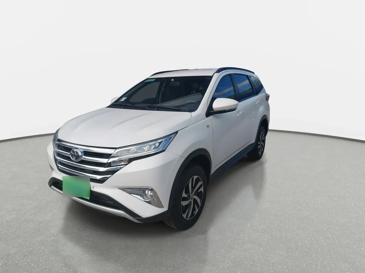 Toyota Rush 1.5 Xei 4x2 Mt 5p año 2023