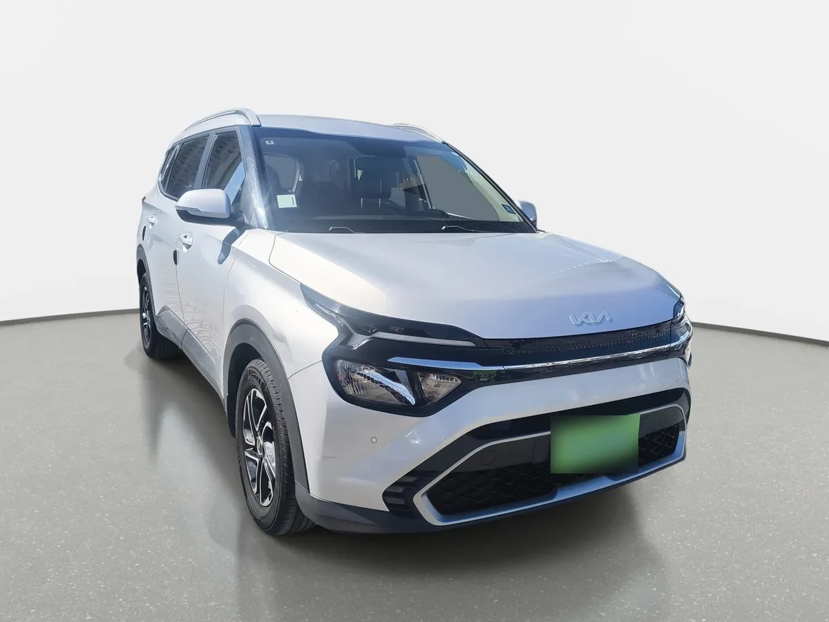 Kia Carens 1.4l Ex Turbo-Gdi Full 4x2 7dct At 5p año 2023