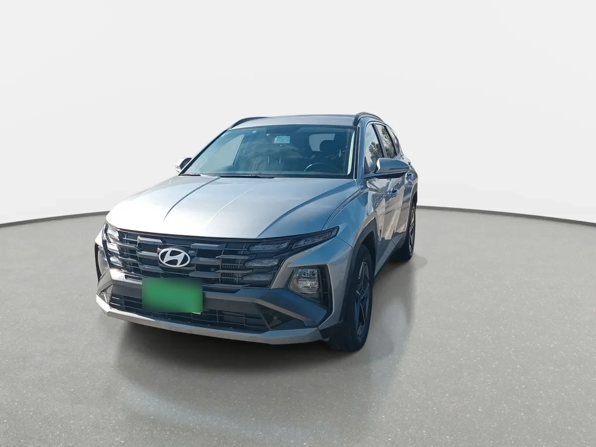 Hyundai Tucson 2.0 Nx4 Plus Fl Diesel 4wd At 5p año 2025