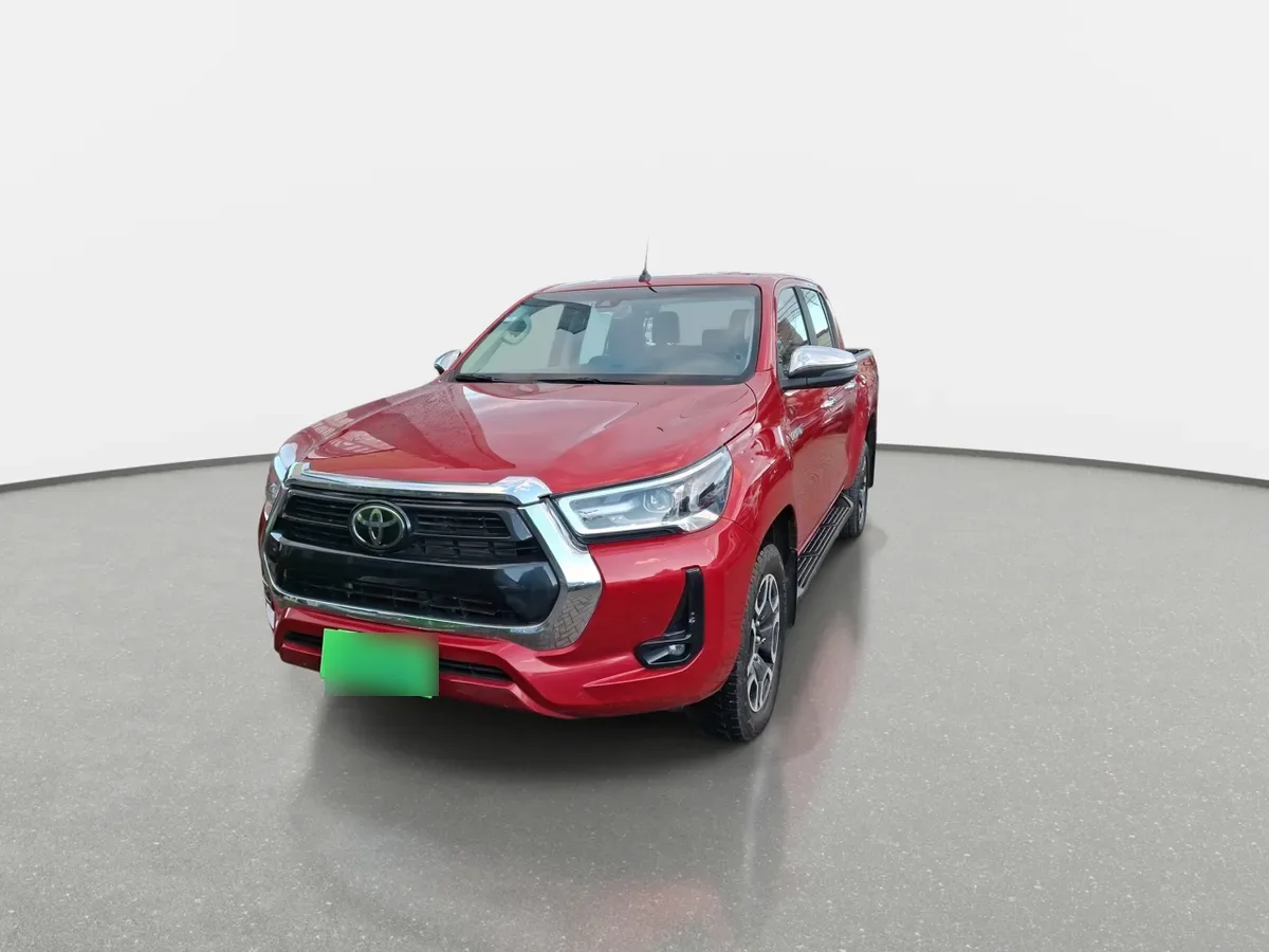 Toyota Hilux 2.8 Srv Diesel 4x4 Dob. Cab. At 4p año 2024