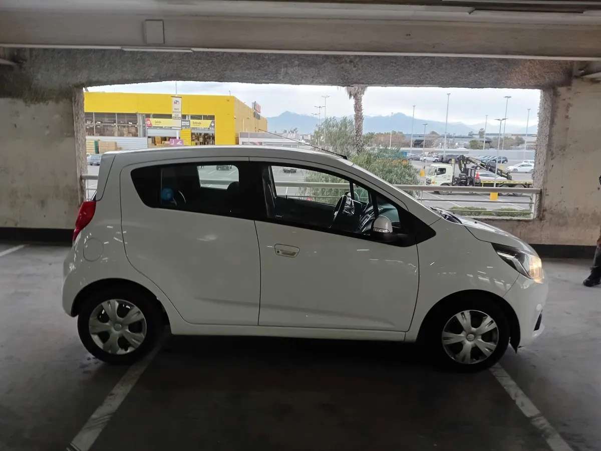 Chevrolet Spark Gt 1.2 Lt 4x2 Ac Mt 5p año 2021