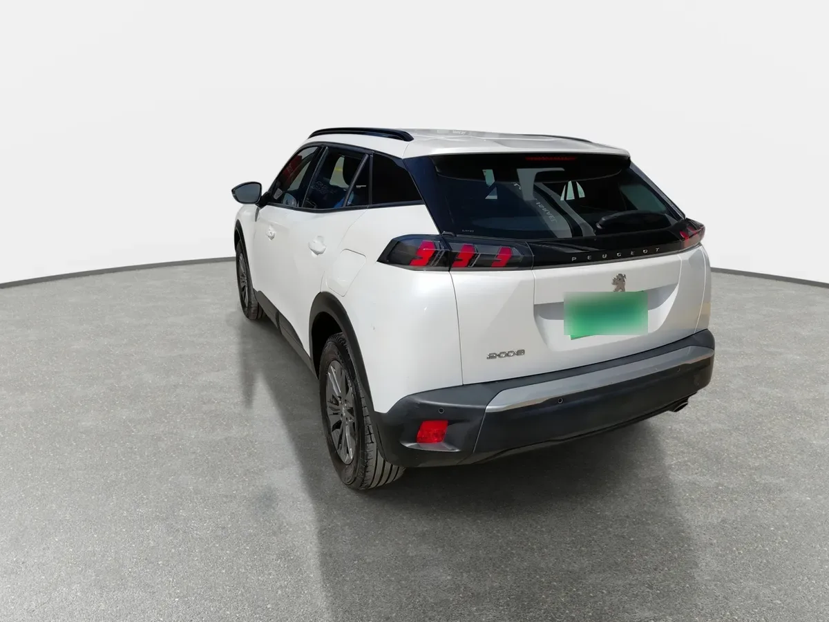 Peugeot 2008 1.5 Active Bluehdi Diesel 100 4x2 Mt 5p año 2023