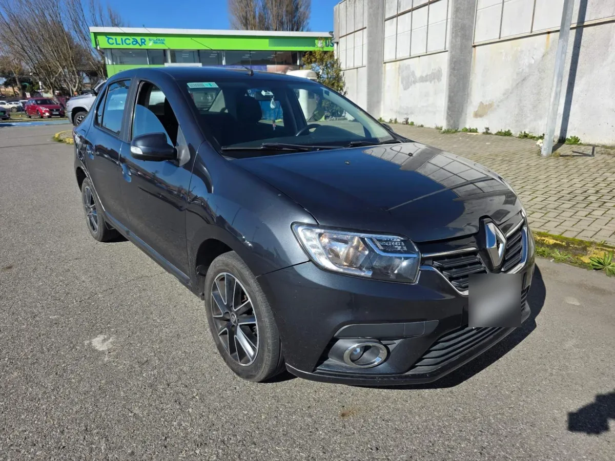 Renault Symbol 1.6 Intens 4x2 Mt 4p año 2017